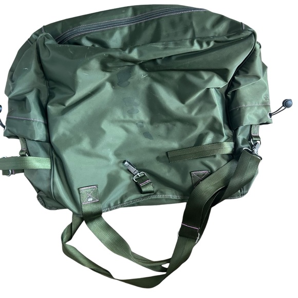 Athleta large travel duffle carry-on bag handles shoulder strap suitcase attach - Picture 3 of 16